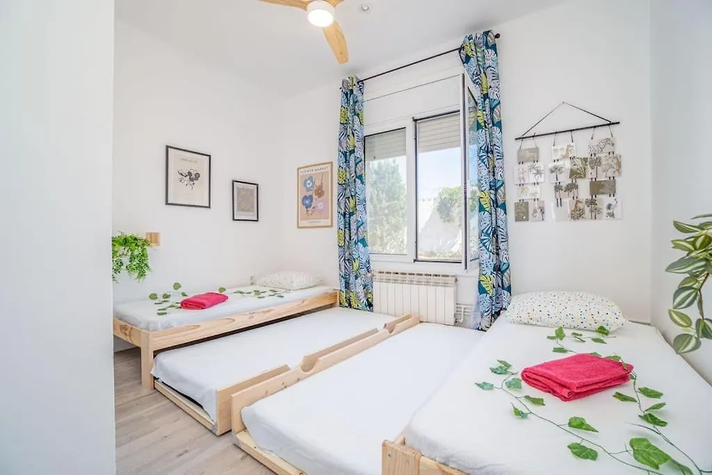 Tatil Evi Mbii- Paradise Emporda With Heated Little Swiming-Pool-Very Quite Place Villa Roses